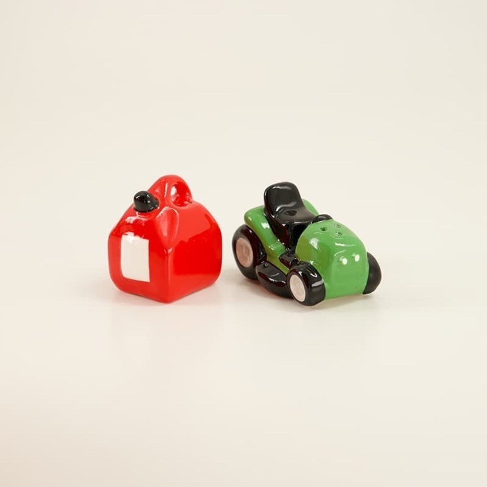 NWT Cracker Barrel Riding Lawn Mower Gas Can Salt Pepper Shaker Set Ceramic